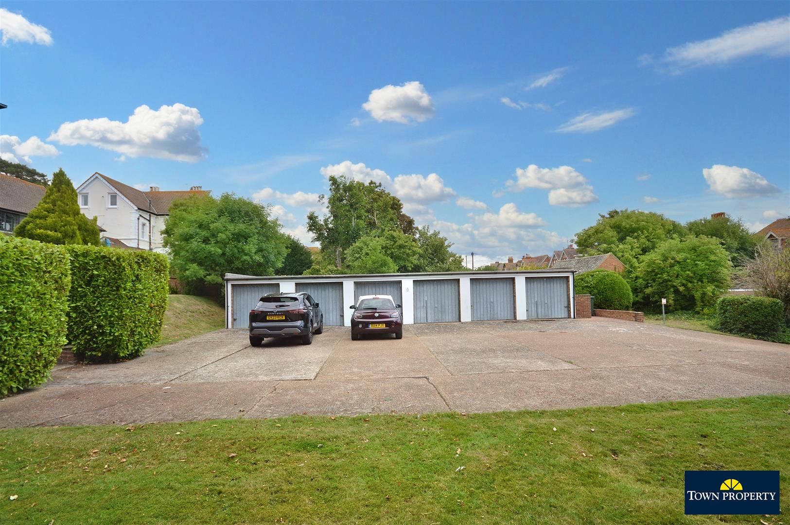 Property Details for Arundel Road Eastbourne BN21 2EL Town Property